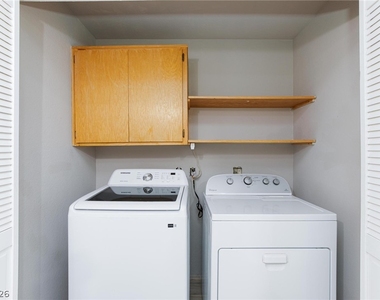 4069 Nook Way - Photo Thumbnail 9