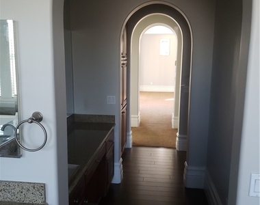 469 Via Palermo Drive - Photo Thumbnail 42