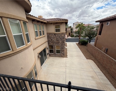 469 Via Palermo Drive - Photo Thumbnail 48