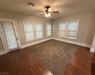 469 Via Palermo Drive - Photo Thumbnail 3