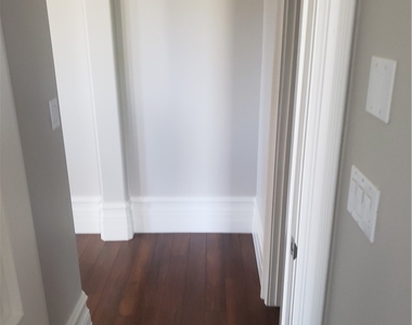 469 Via Palermo Drive - Photo Thumbnail 30