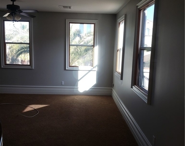 469 Via Palermo Drive - Photo Thumbnail 20