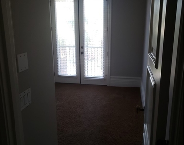 469 Via Palermo Drive - Photo Thumbnail 25