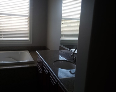469 Via Palermo Drive - Photo Thumbnail 39