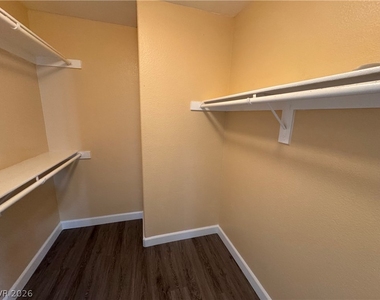 749 Beach Park Street - Photo Thumbnail 24