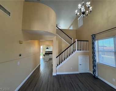 749 Beach Park Street - Photo Thumbnail 4