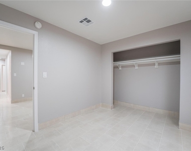 5279 Vicksburg Avenue - Photo Thumbnail 29