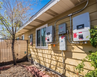 5279 Vicksburg Avenue - Photo Thumbnail 38