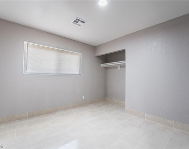 5279 Vicksburg Avenue - Photo Thumbnail 19