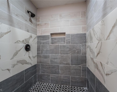 5279 Vicksburg Avenue - Photo Thumbnail 18
