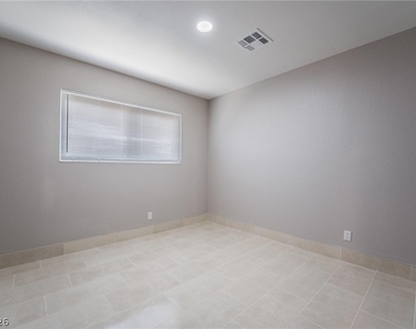5279 Vicksburg Avenue - Photo Thumbnail 23