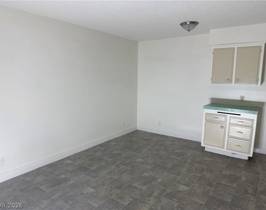 1808 Fairfield Avenue - Photo Thumbnail 5