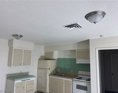 1808 Fairfield Avenue - Photo Thumbnail 6