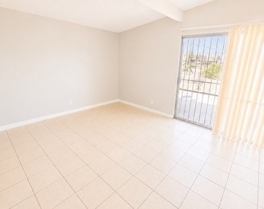 2728 Armor Street - Photo Thumbnail 8