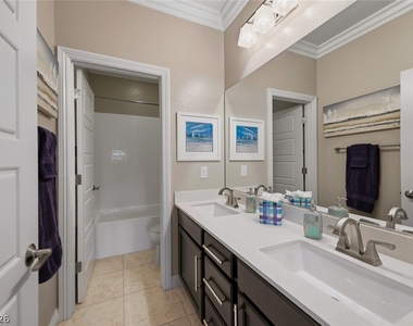 2534 Birch Hollow Street - Photo Thumbnail 37
