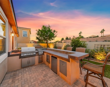2534 Birch Hollow Street - Photo Thumbnail 40