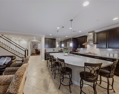 2534 Birch Hollow Street - Photo Thumbnail 17