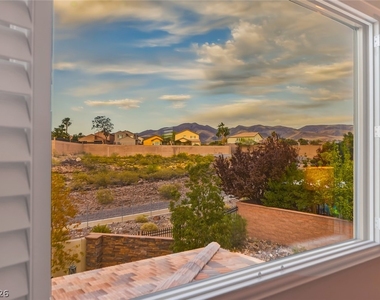 2534 Birch Hollow Street - Photo Thumbnail 29