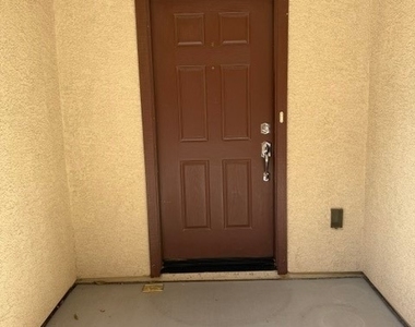 6856 Quindio Street - Photo Thumbnail 4