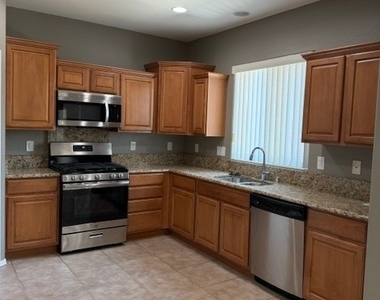 6856 Quindio Street - Photo Thumbnail 9