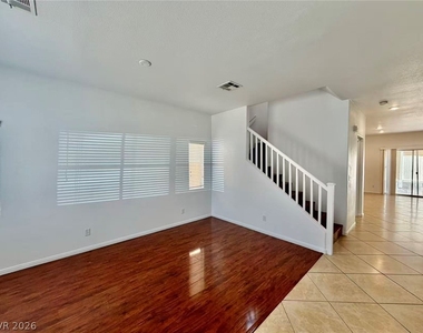 884 Blue Rosalie Place - Photo Thumbnail 2