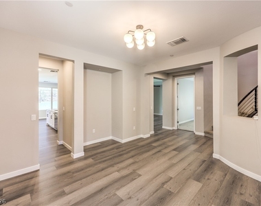 2116 Havensight Lane - Photo Thumbnail 7