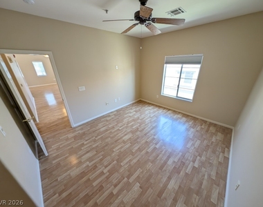 10280 Gilmore Canyon Court - Photo Thumbnail 14