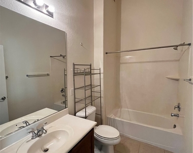 8985 Durango Drive - Photo Thumbnail 17