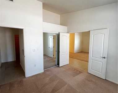 8985 Durango Drive - Photo Thumbnail 8