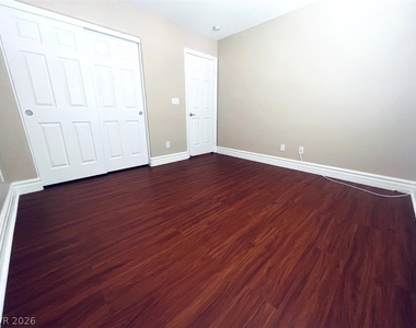 6694 Aviston Street - Photo Thumbnail 11