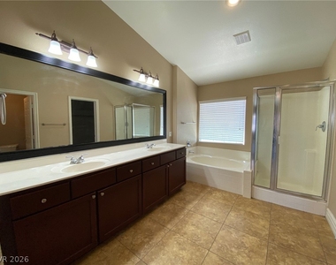 6694 Aviston Street - Photo Thumbnail 8