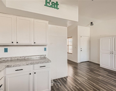 520 Arrowhead Trail - Photo Thumbnail 12