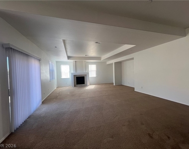 1550 Midnight Cowboy Court - Photo Thumbnail 15