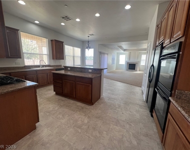 1550 Midnight Cowboy Court - Photo Thumbnail 10
