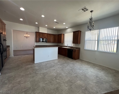 1550 Midnight Cowboy Court - Photo Thumbnail 14