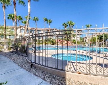 9901 Trailwood Drive - Photo Thumbnail 34
