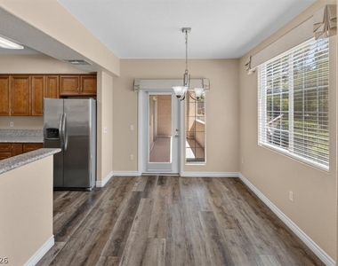 9901 Trailwood Drive - Photo Thumbnail 11