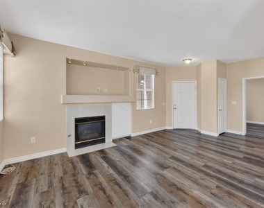 9901 Trailwood Drive - Photo Thumbnail 6