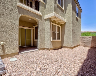 944 Douglas Flat Place - Photo Thumbnail 1
