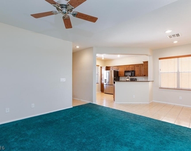 944 Douglas Flat Place - Photo Thumbnail 7