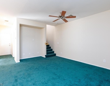944 Douglas Flat Place - Photo Thumbnail 5
