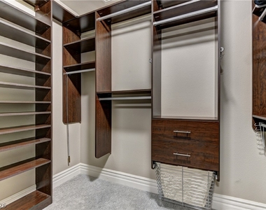 11280 Granite Ridge Drive - Photo Thumbnail 32