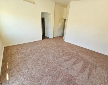 8639 Horizon Wind Avenue - Photo Thumbnail 24