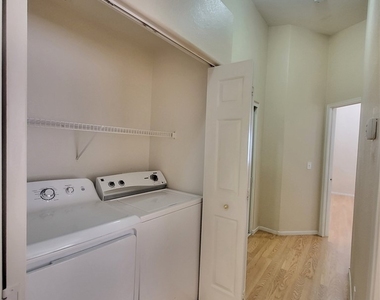 4523 Sparwood Drive - Photo Thumbnail 7