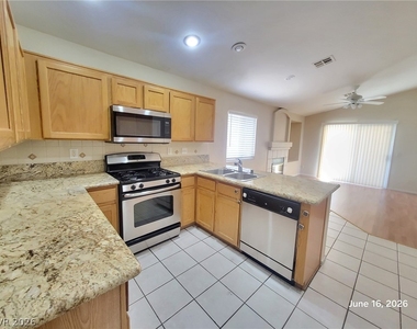 4523 Sparwood Drive - Photo Thumbnail 3