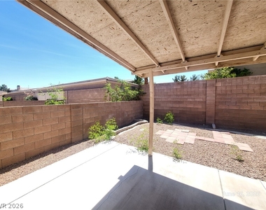 4523 Sparwood Drive - Photo Thumbnail 15