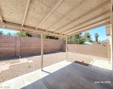 4523 Sparwood Drive - Photo Thumbnail 14