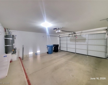 4523 Sparwood Drive - Photo Thumbnail 16