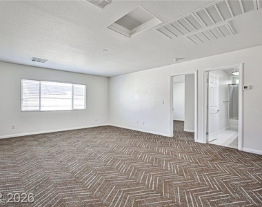 6532 Foley Estate Avenue - Photo Thumbnail 3