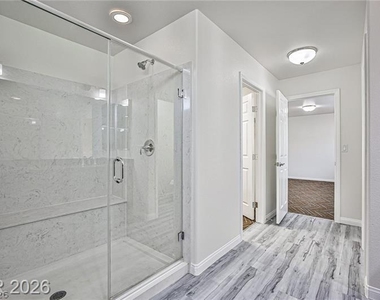 6532 Foley Estate Avenue - Photo Thumbnail 4